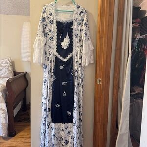 Elegant Floral Lace Dress